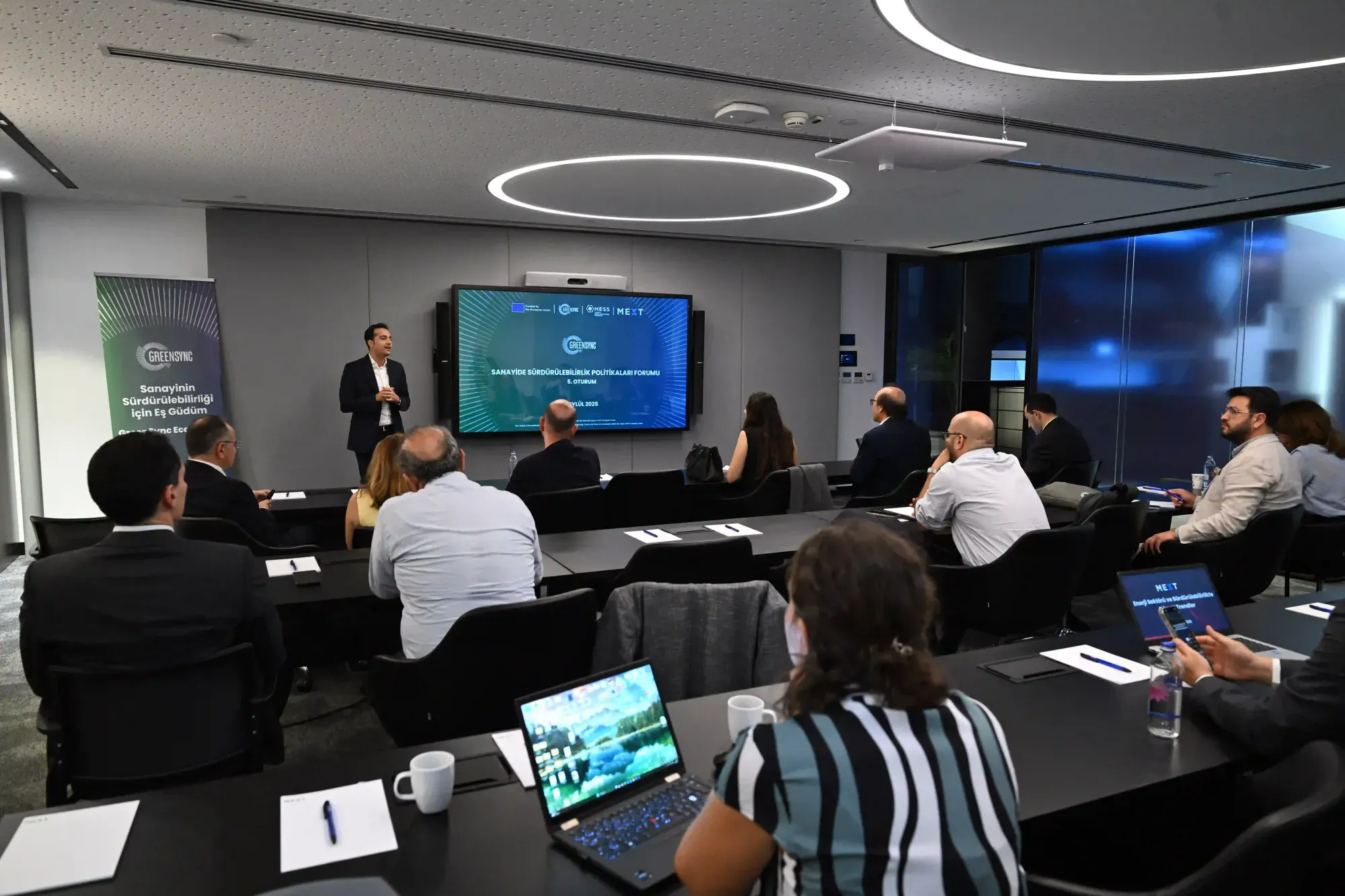 694526841218b15620bf252a_5.Oturum_1-p-2000